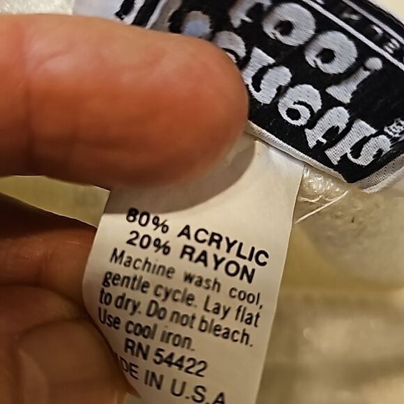 Kenneth, too! Vintage sweater size medium - Picture 8 of 8